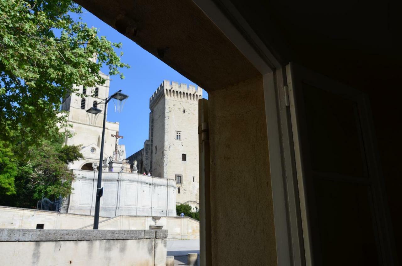 Face Au Palais Des Papes Apartment Авиньон Екстериор снимка